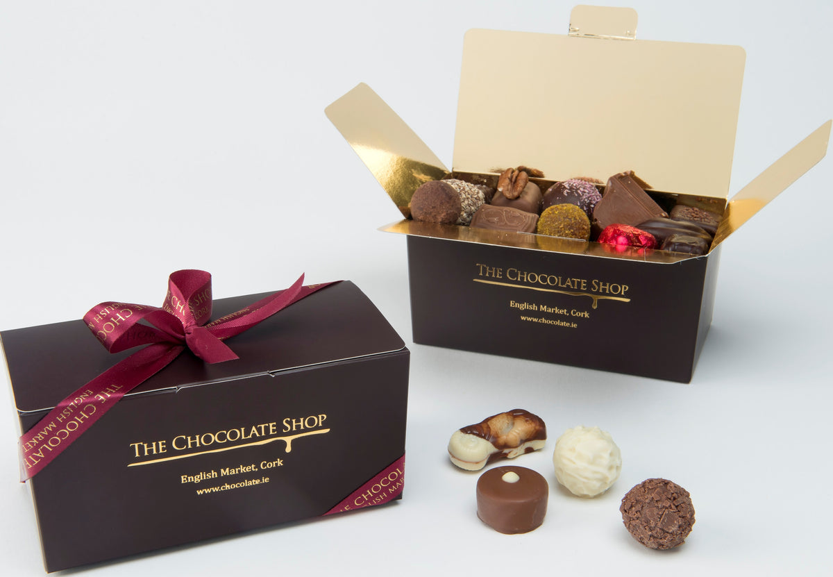 Luxury Chocolate Gift Box: Approx. 30 assorted best-selling favourites