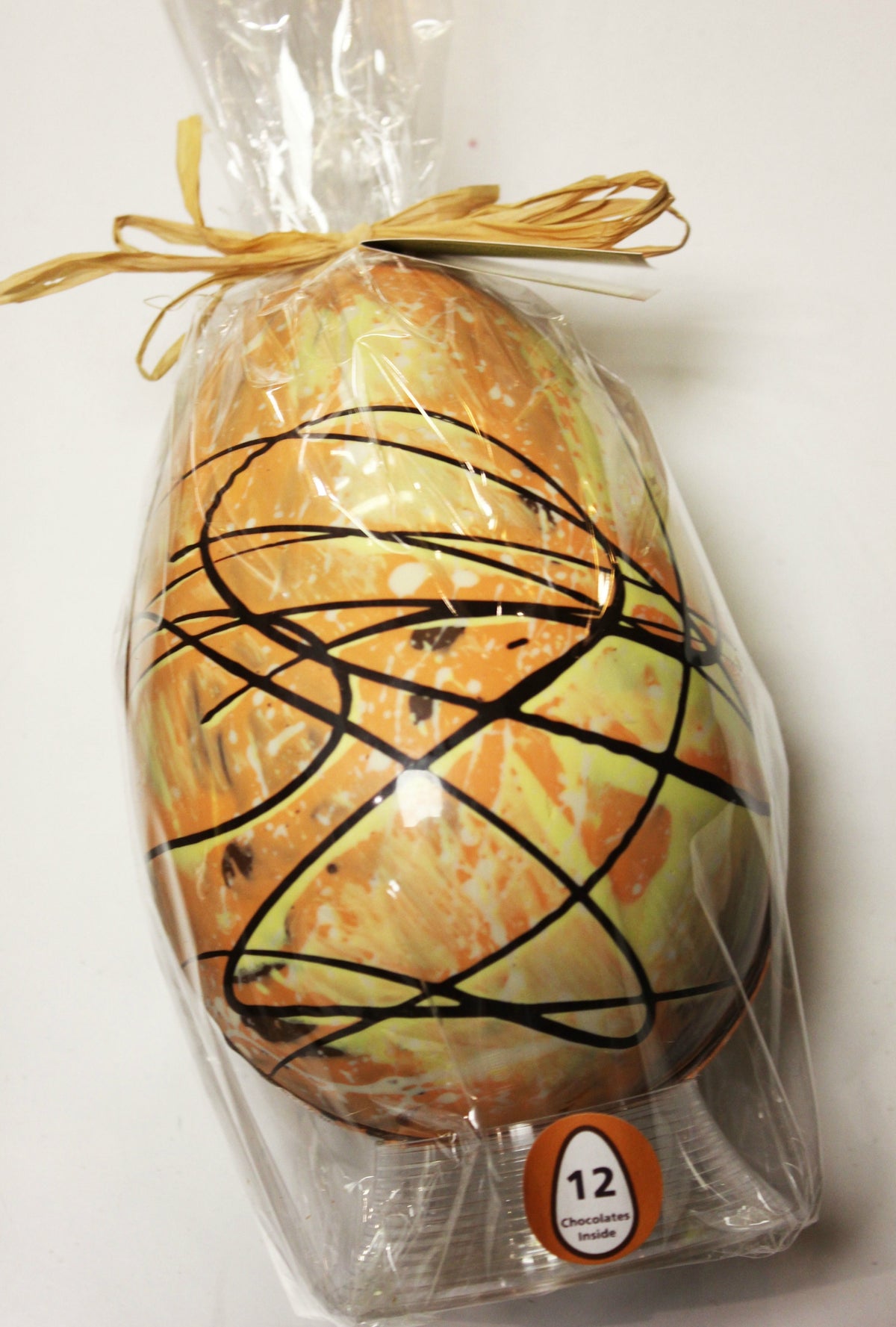 CLICK & COLLECT ONLY Lorge Milk Chocolate Easter Egg filled with 20 Chocolates, 800g